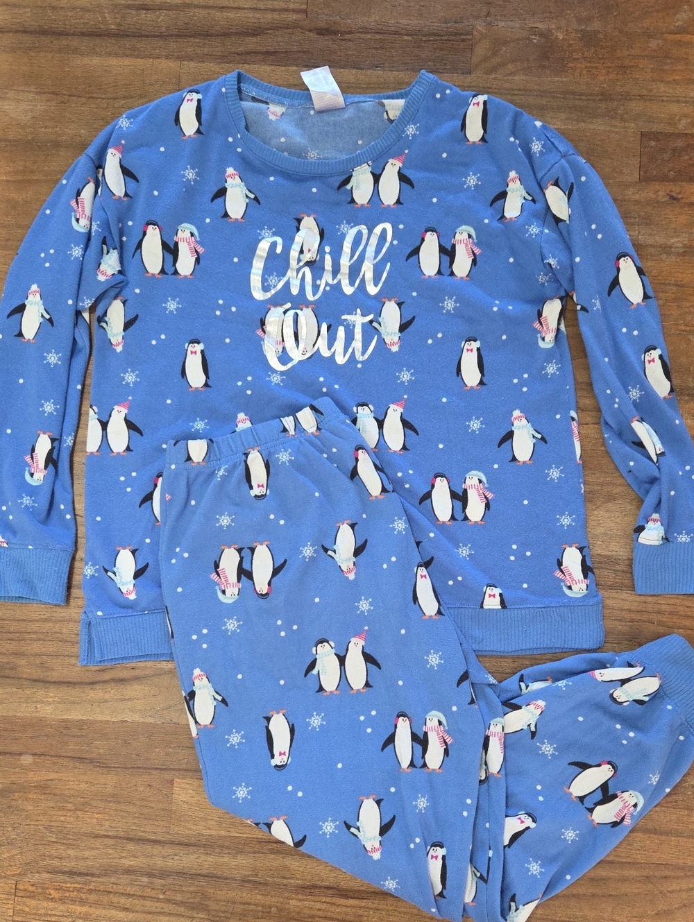 Secret Treasures 'Chill Out' Penguin Pajamas